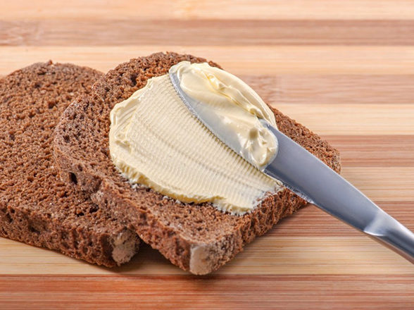 Cremosa e perigosa: conheça a margarina